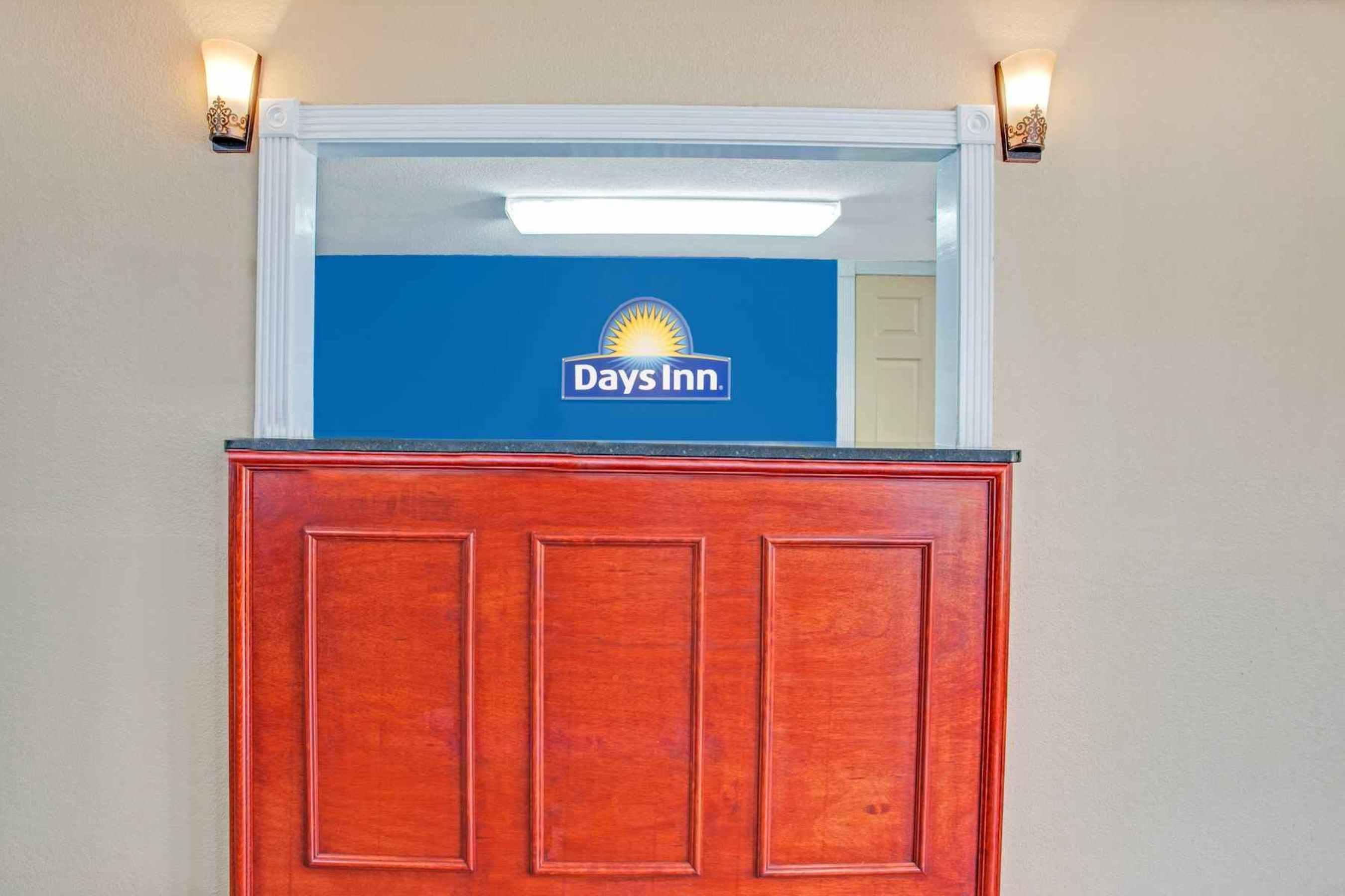 Travelodge By Wyndham Canton-Livonia Area, Mi Kültér fotó