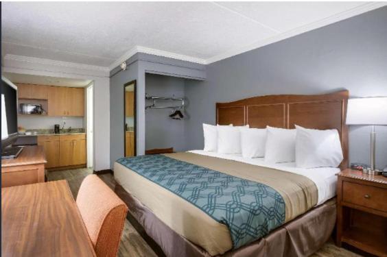 Travelodge By Wyndham Canton-Livonia Area, Mi Kültér fotó