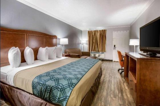 Travelodge By Wyndham Canton-Livonia Area, Mi Kültér fotó