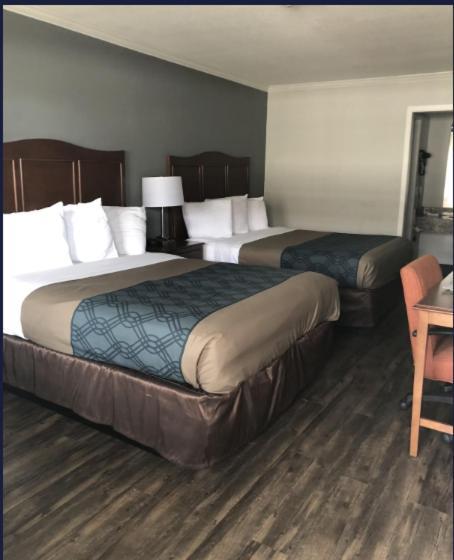 Travelodge By Wyndham Canton-Livonia Area, Mi Kültér fotó