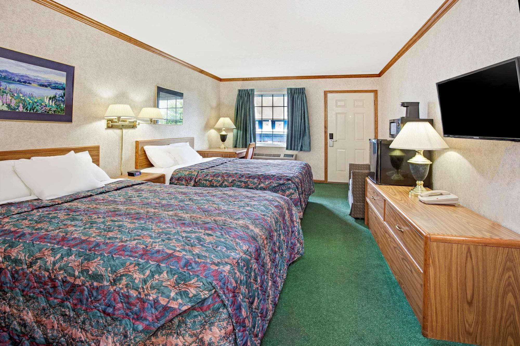 Travelodge By Wyndham Canton-Livonia Area, Mi Kültér fotó